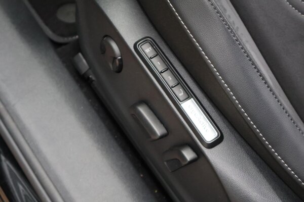 elektrisch verstelb. bestuurdersstoel met geheugen