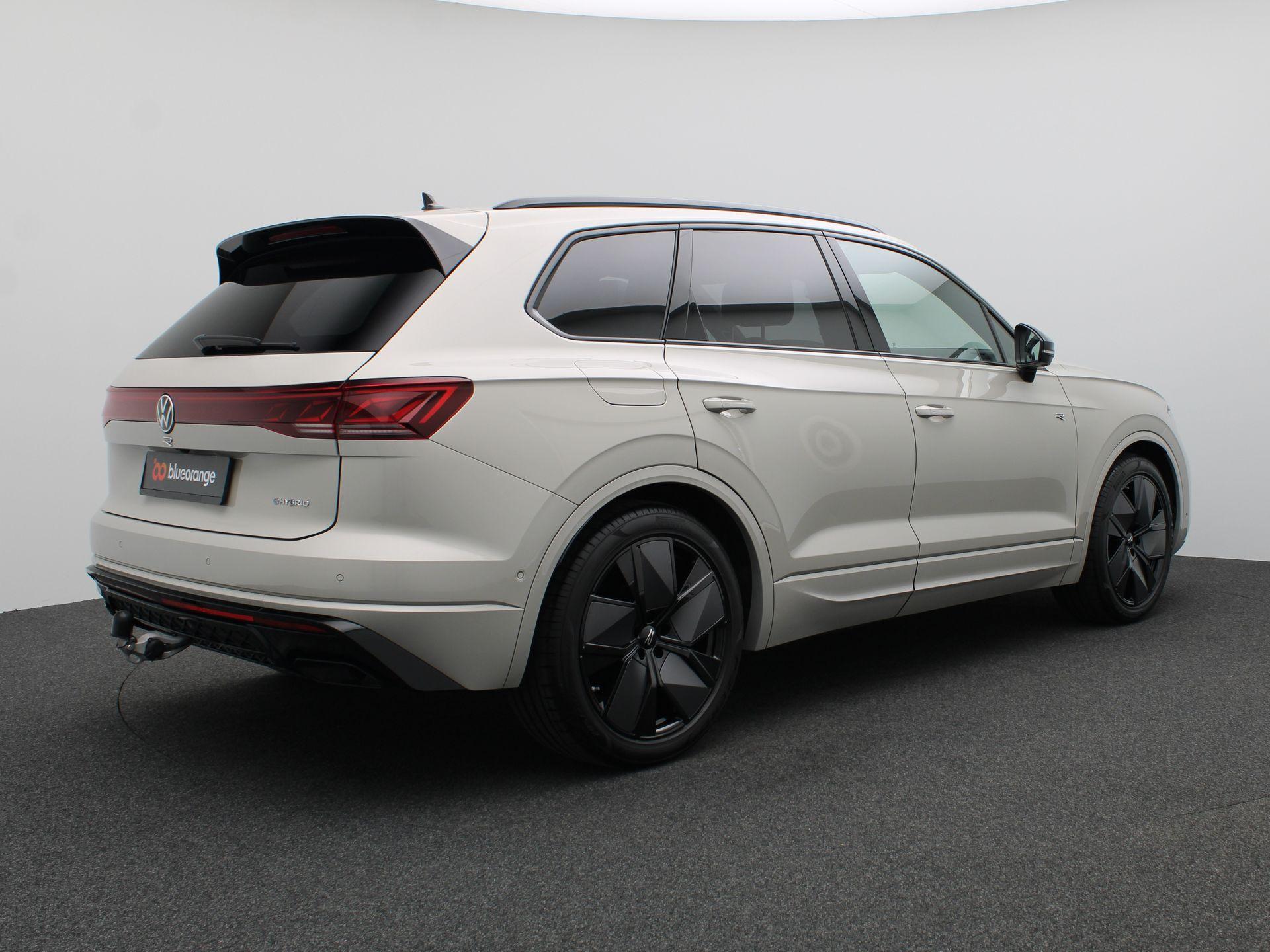 Volkswagen Touareg 3.0 TSi eHybrid 4MOTION R Edition 463PK Aut. - Afbeelding 4