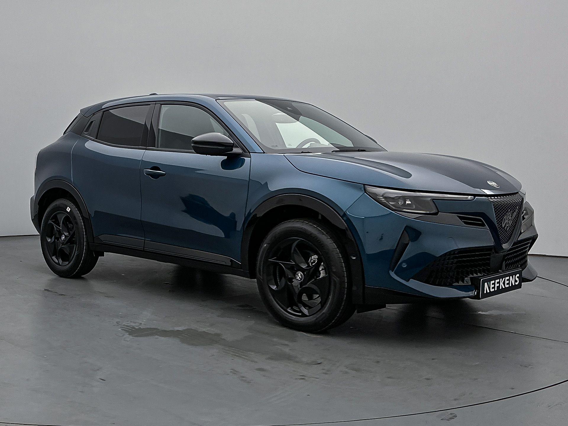 Alfa Romeo Junior Ibrida 1.2 136pk Hybrid - Afbeelding 2