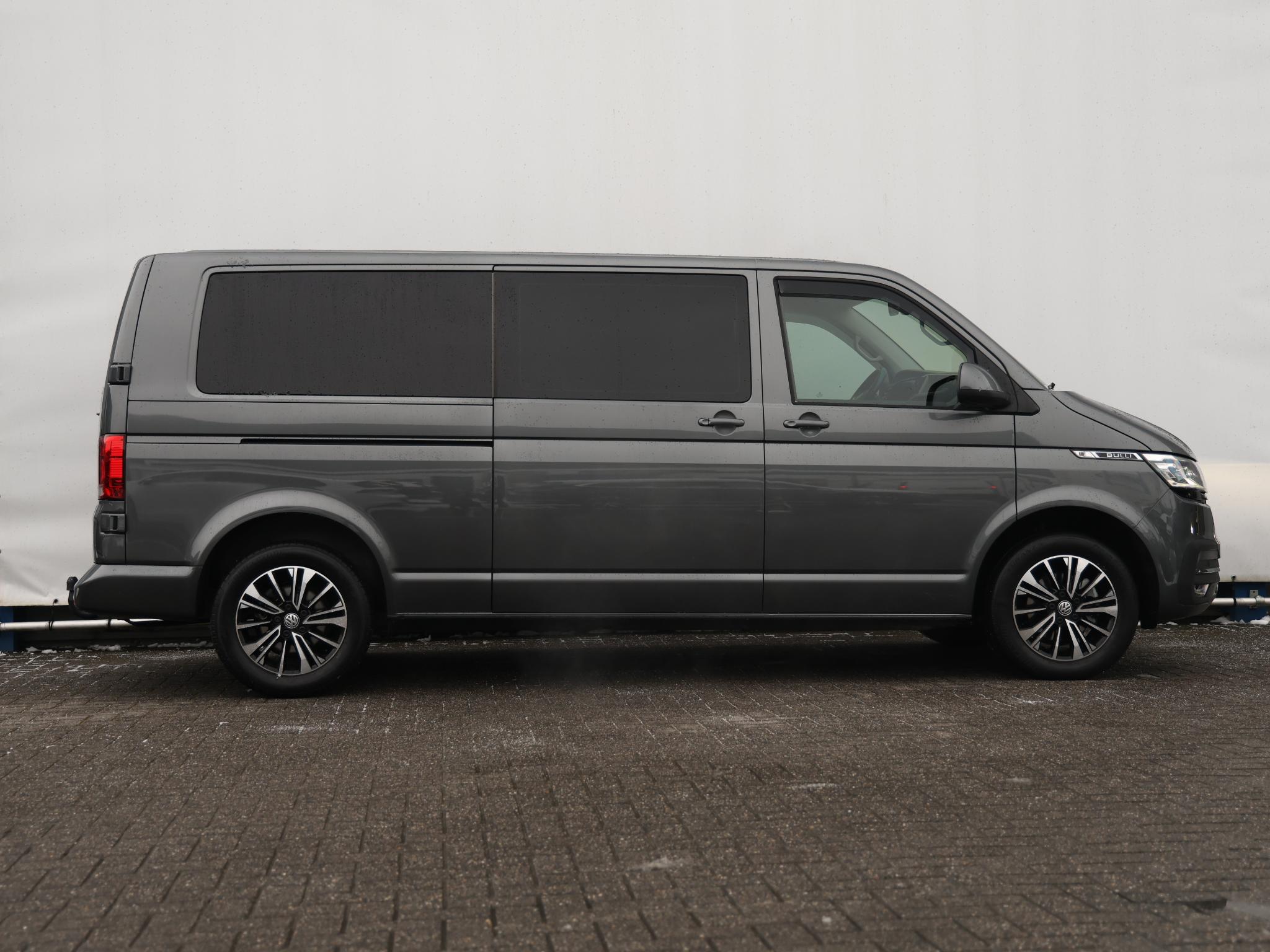 Volkswagen Transporter 2.0 TDI 150 PK DSG L2 DC Bulli - Afbeelding 2
