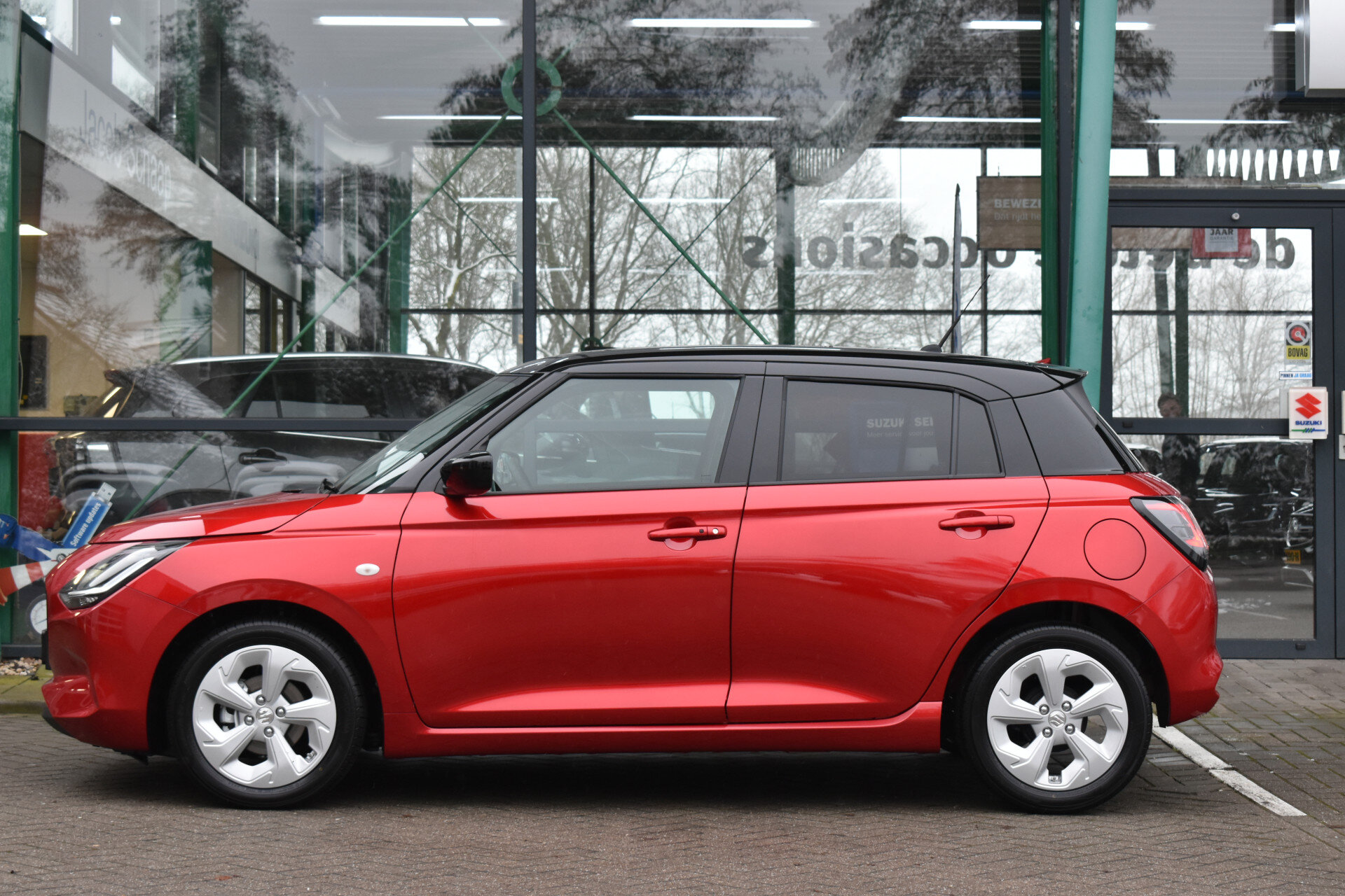 Suzuki Swift 1.2 Select Smart Hybrid Automaat 82pk - Afbeelding 3