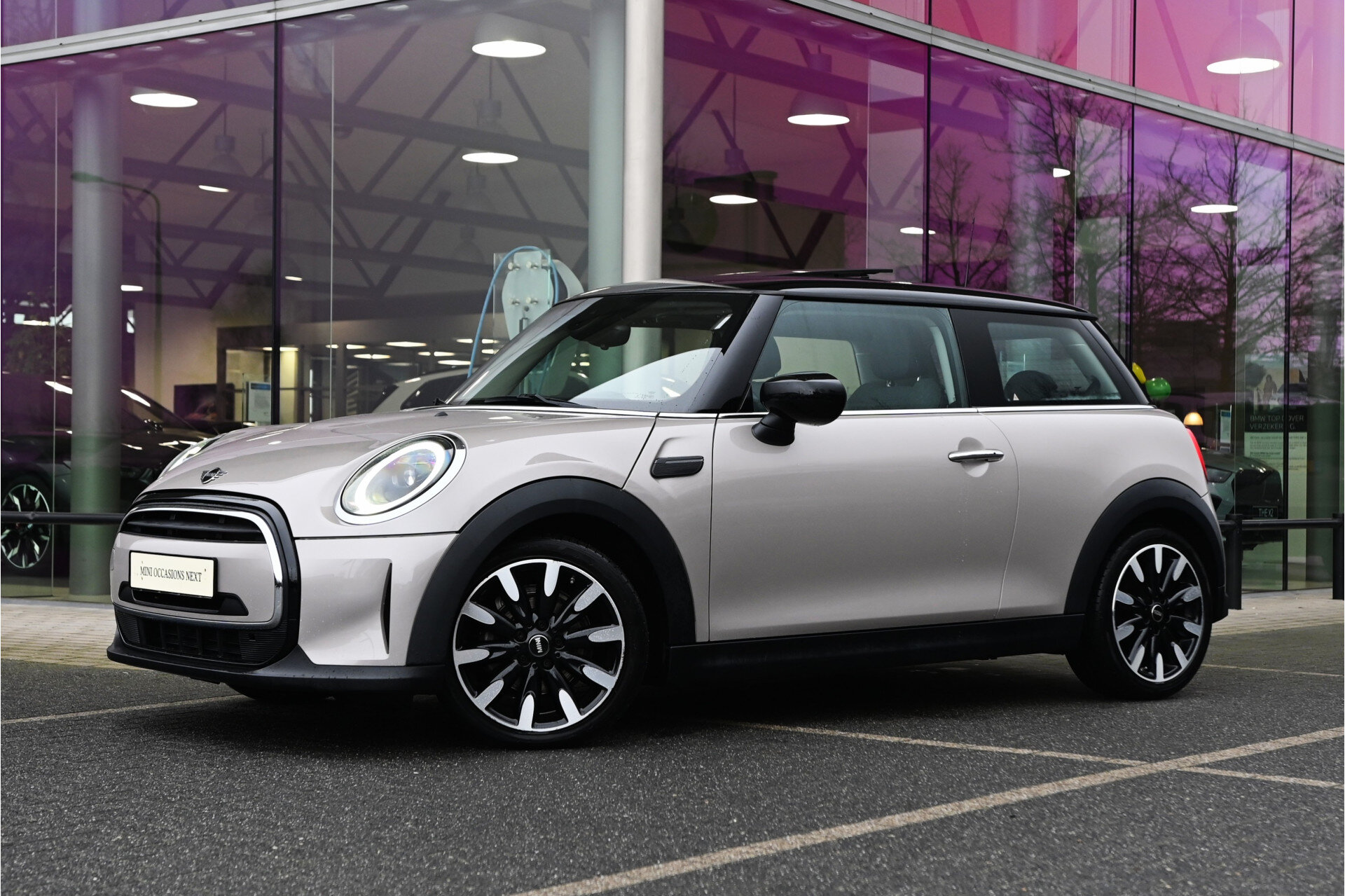 MINI Cooper Hatchback Classic