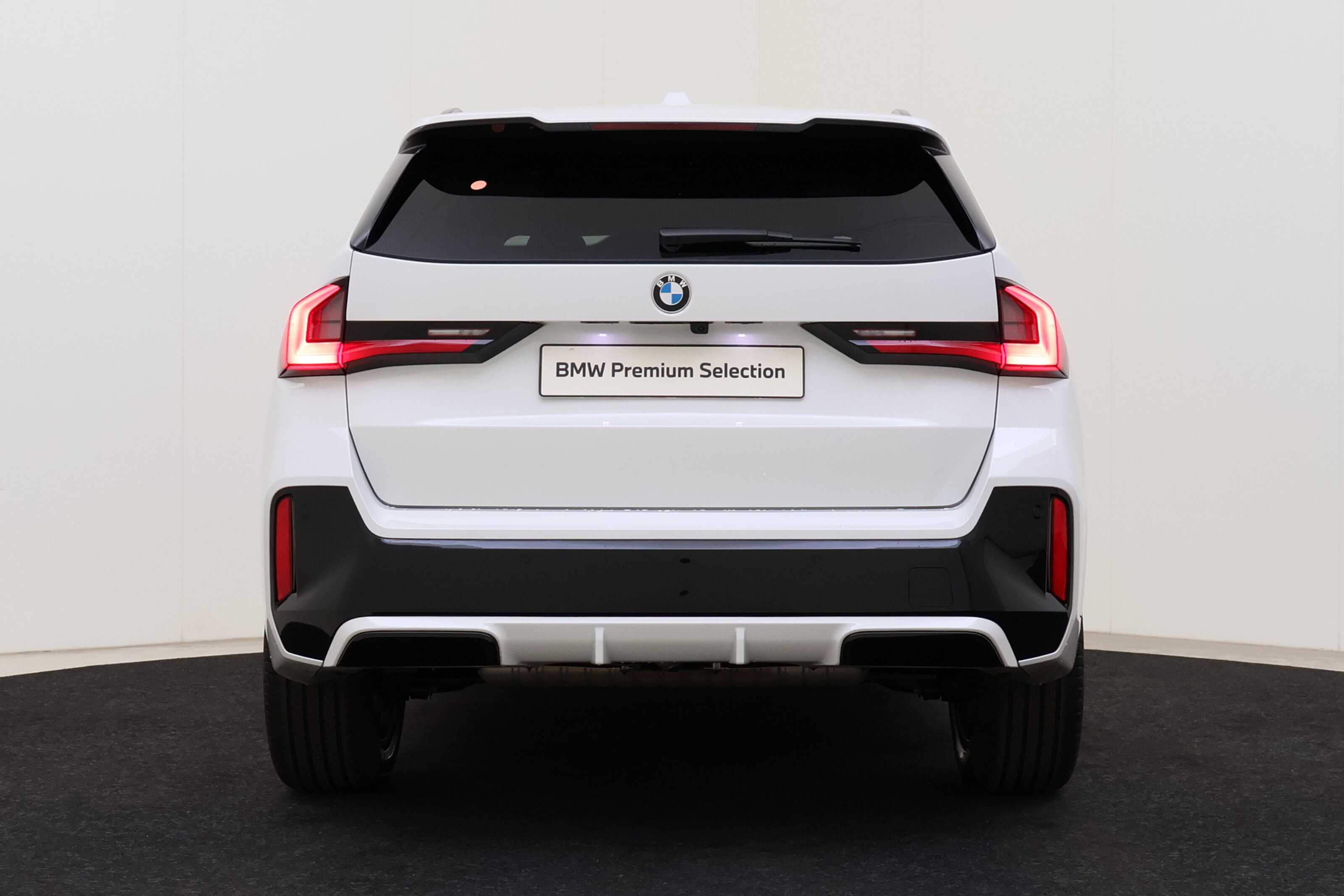 BMW X1 sDrive20i High Executive M Sport Automaat