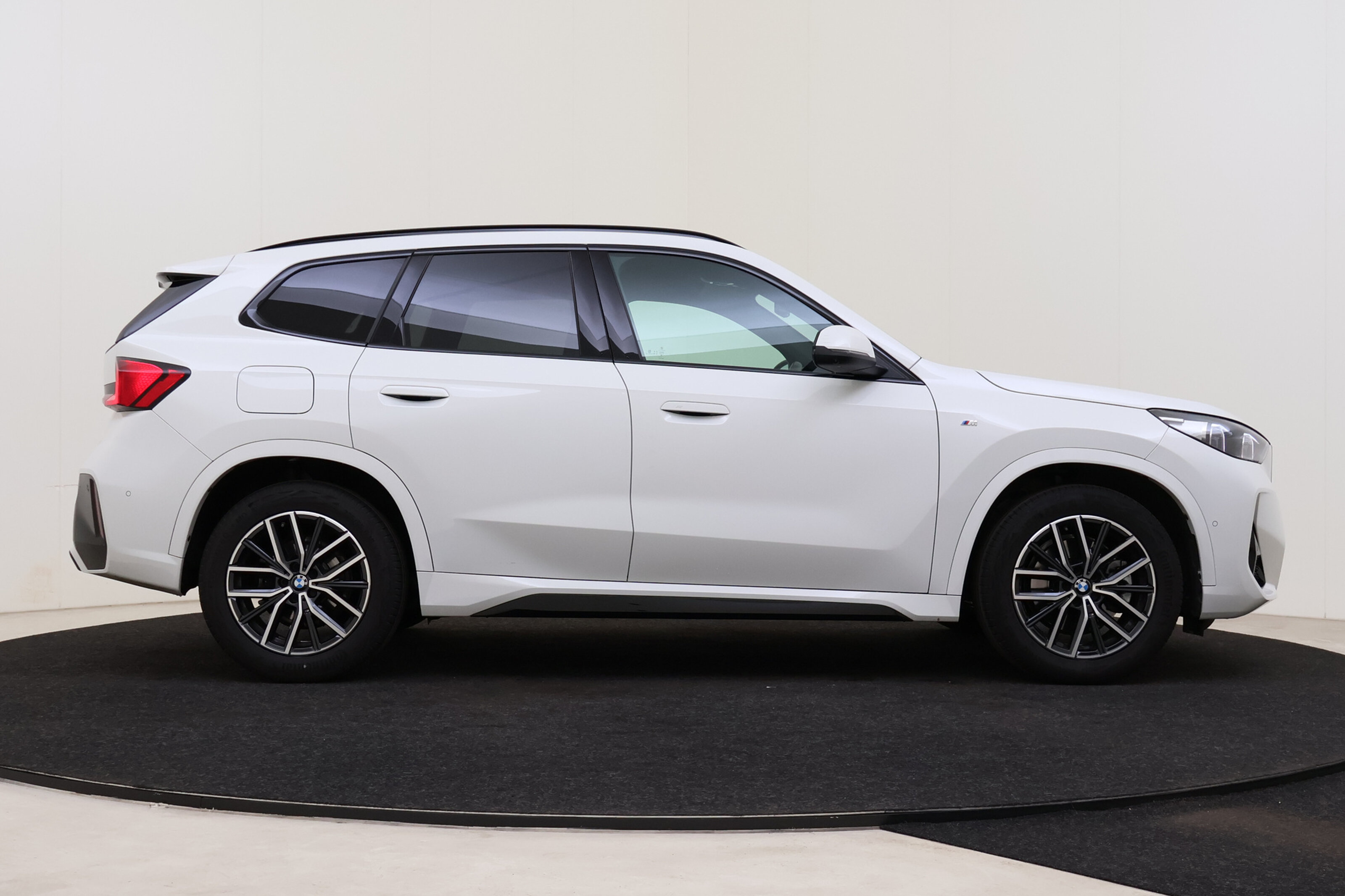 BMW X1 7