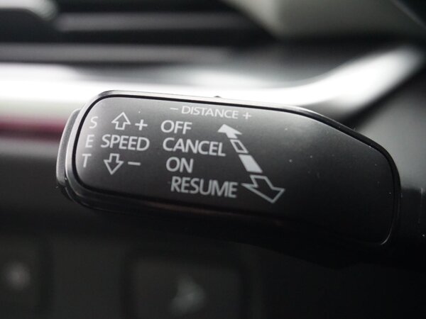 cruise control adaptief met Stop&Go en stuurhulp cruise control adaptief met Stop&Go en stuurhulp