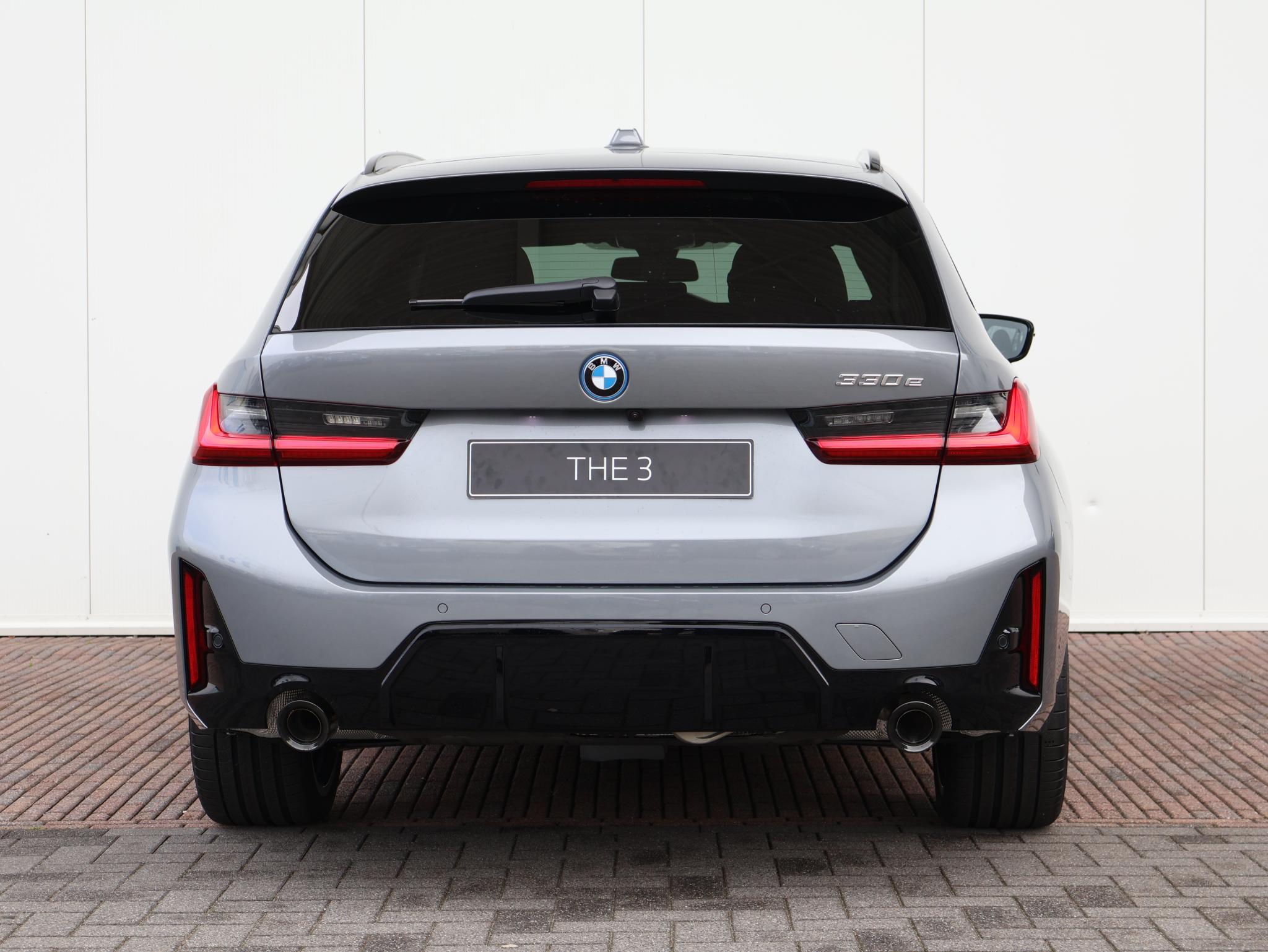BMW 3 Serie Touring 330e - Afbeelding 4