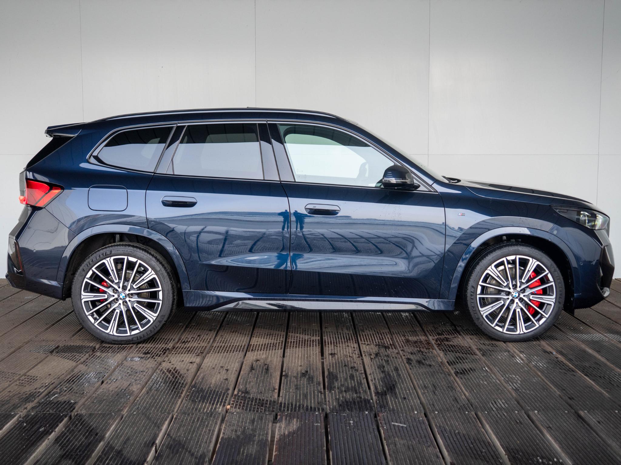 BMW iX1 eDrive20 - Afbeelding 4