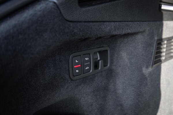 trekhaak elektrisch uitklapbaar