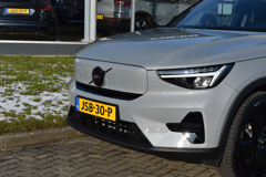 Volvo EX40 Extended Range 252PK Plus Black Ed. 82 kWh - Afbeelding 4