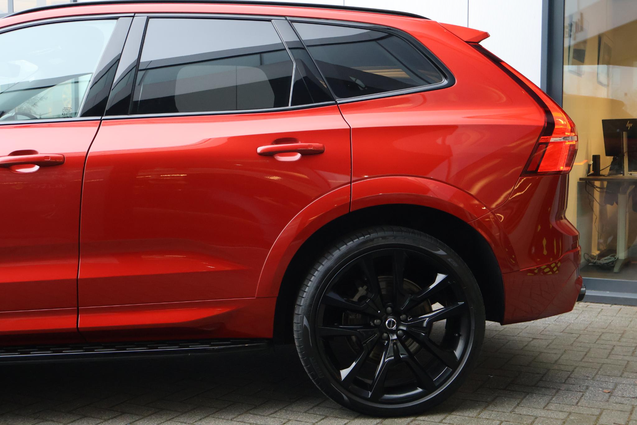 Volvo XC60 2.0 T8 Plug-in hybrid AWD Ultimate Dark - Afbeelding 5