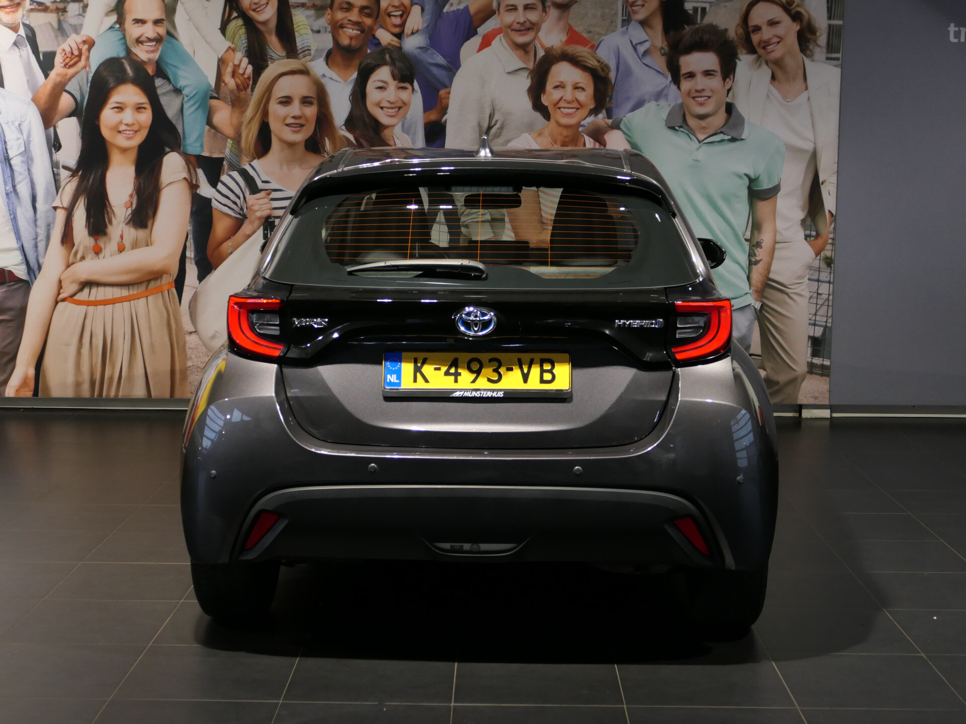 Toyota Yaris 1.5 Hybrid Business Plus - Occasion Lease vanaf €634 p/m - Afbeelding 4