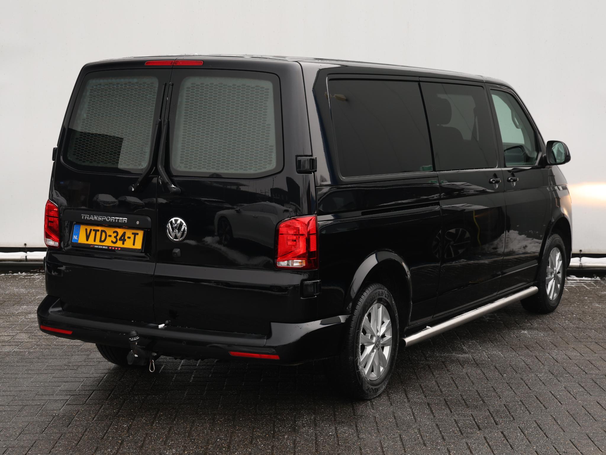 Volkswagen Transporter 2.0 TDI 150 PK L2H1 DC Highline - Afbeelding 5
