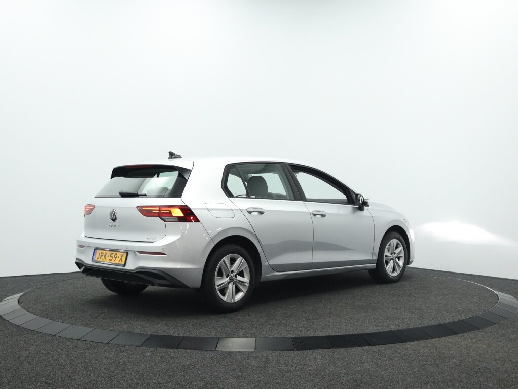 Volkswagen Golf 1.0 eTSI Life Business | Navigatie | Camera | Adaptive cruise - Afbeelding 2