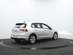 Volkswagen Golf 1.0 eTSI Life Business | Navigatie | Camera | Adaptive cruise - Afbeelding 2