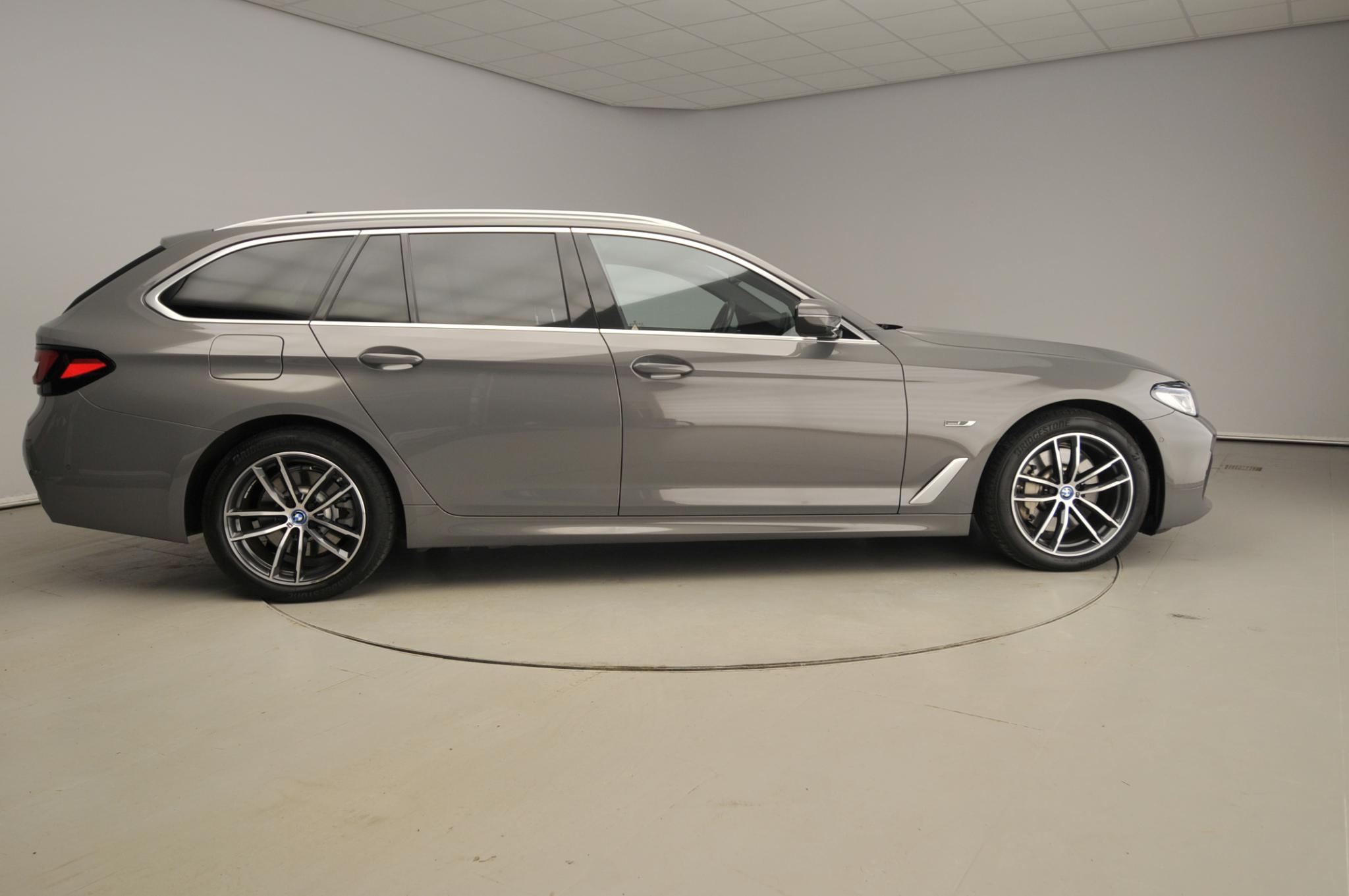 BMW 5 Serie Touring 520e - Afbeelding 4
