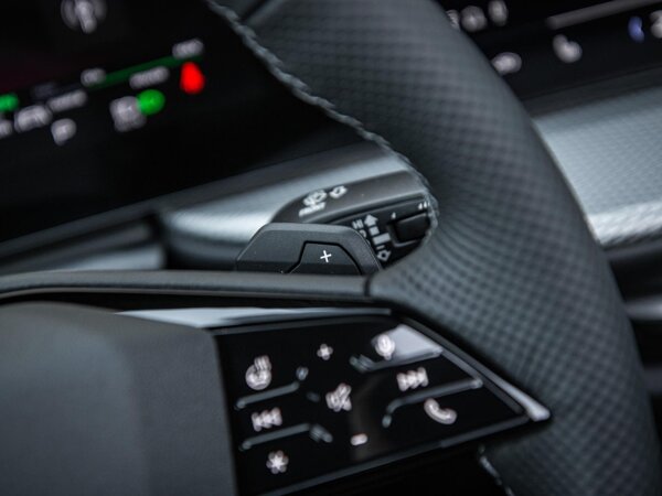 cruise control adaptief met Stop&Go en stuurhulp cruise control adaptief met Stop&Go en stuurhulp