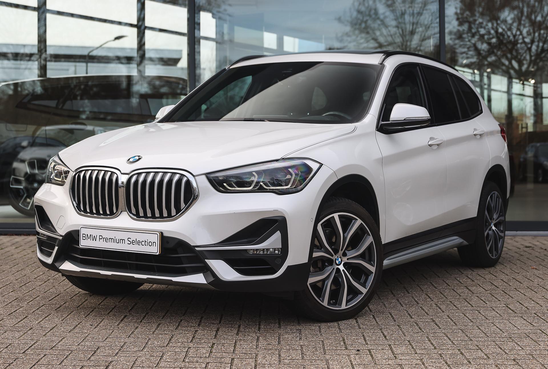 BMW X1 sDrive20i High Executive xLine Automaat