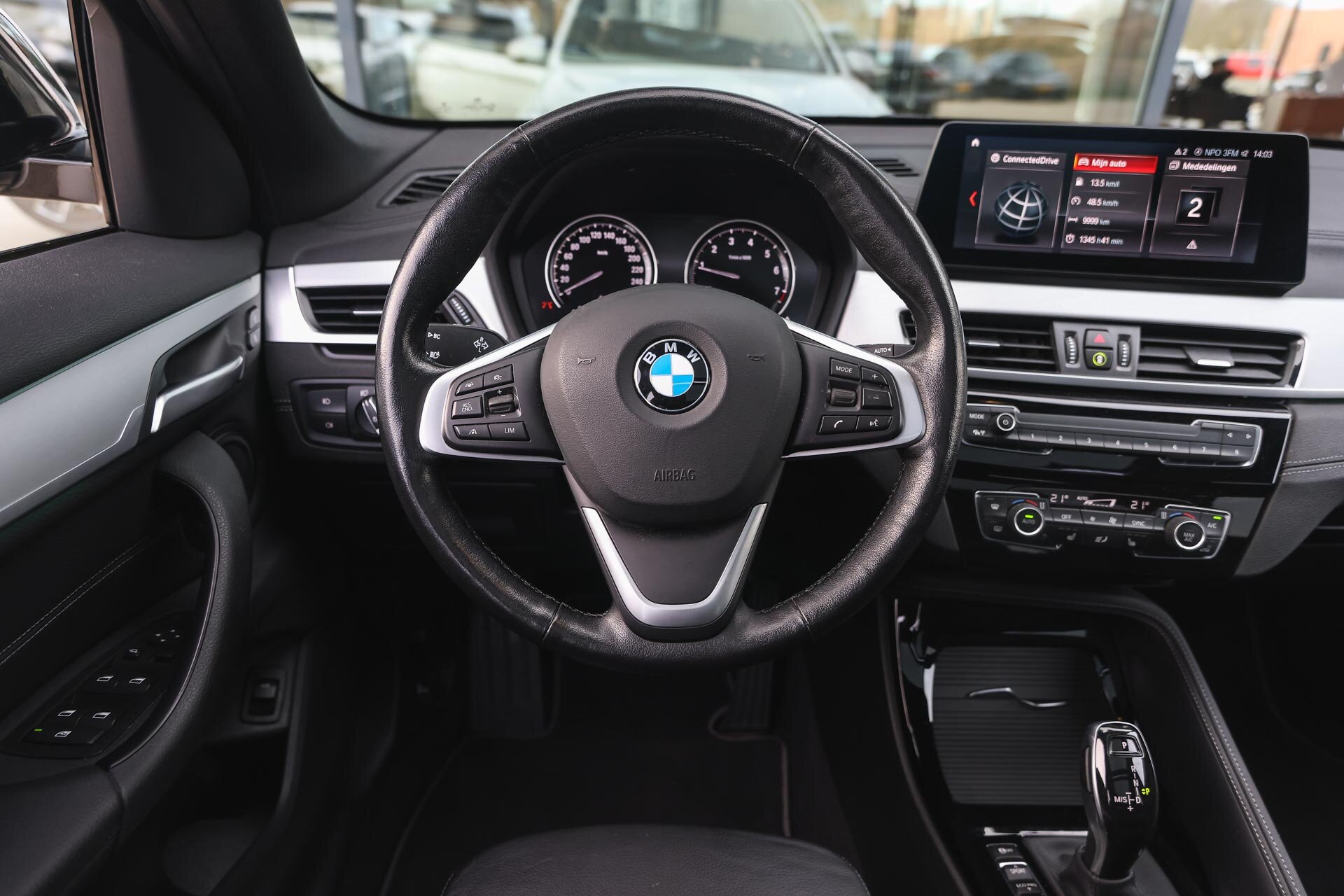 BMW X1 sDrive20i High Executive xLine Automaat - Afbeelding 3