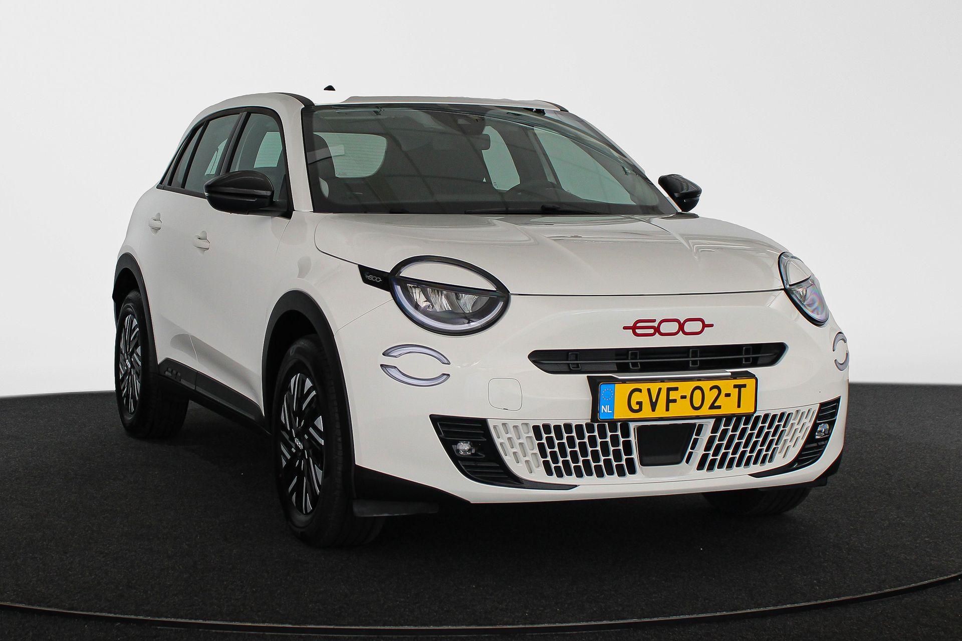 Fiat 600e RED 54 kWh - Afbeelding 2