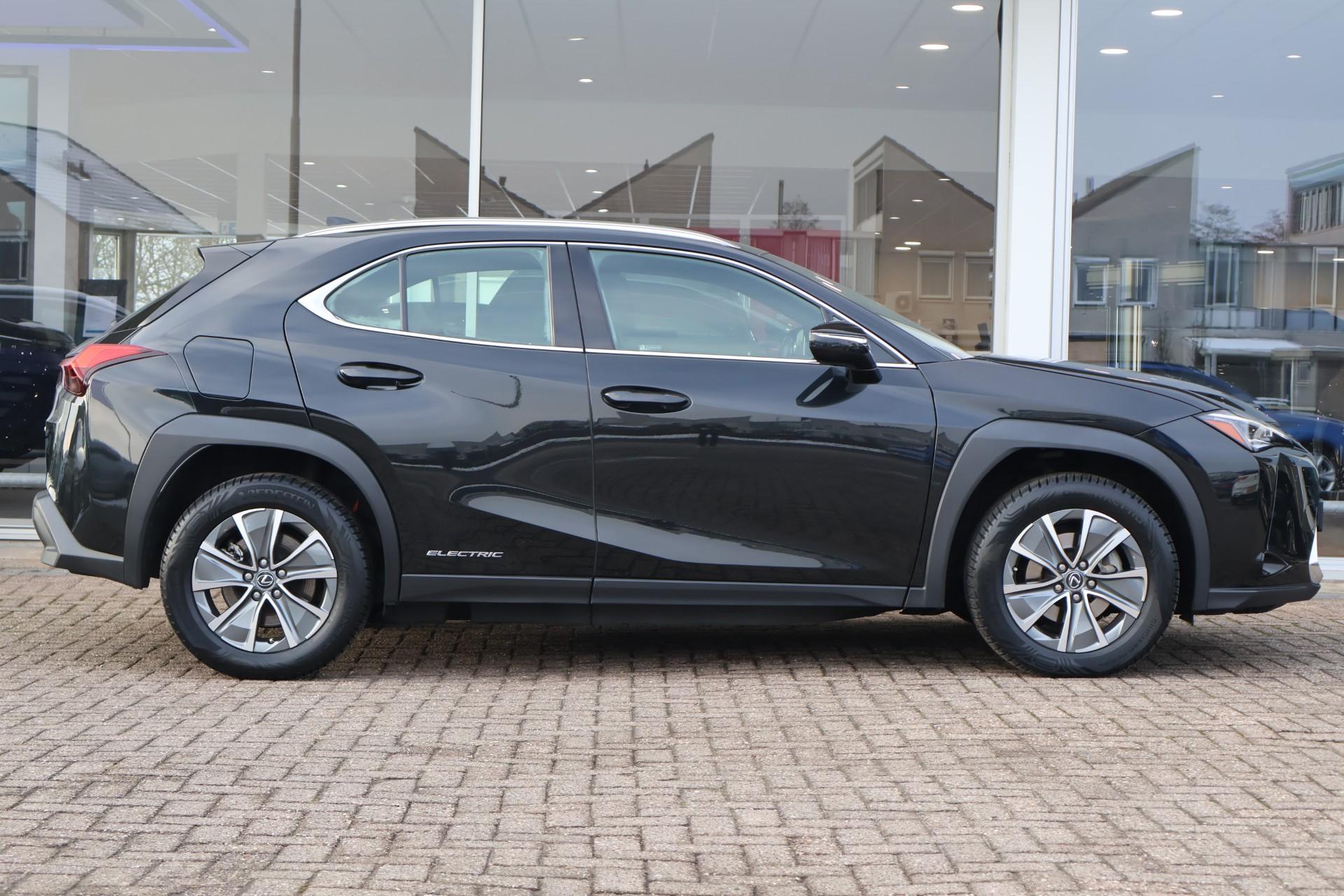 Lexus UX 300e 204pk Business 54 kWh - Afbeelding 3