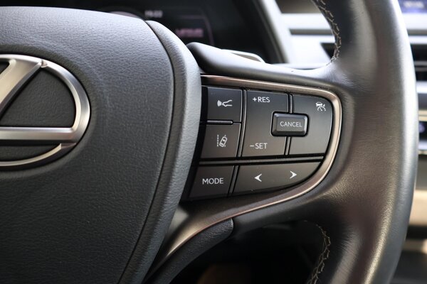 cruise control adaptief met Stop&Go en stuurhulp cruise control adaptief met Stop&Go en stuurhulp