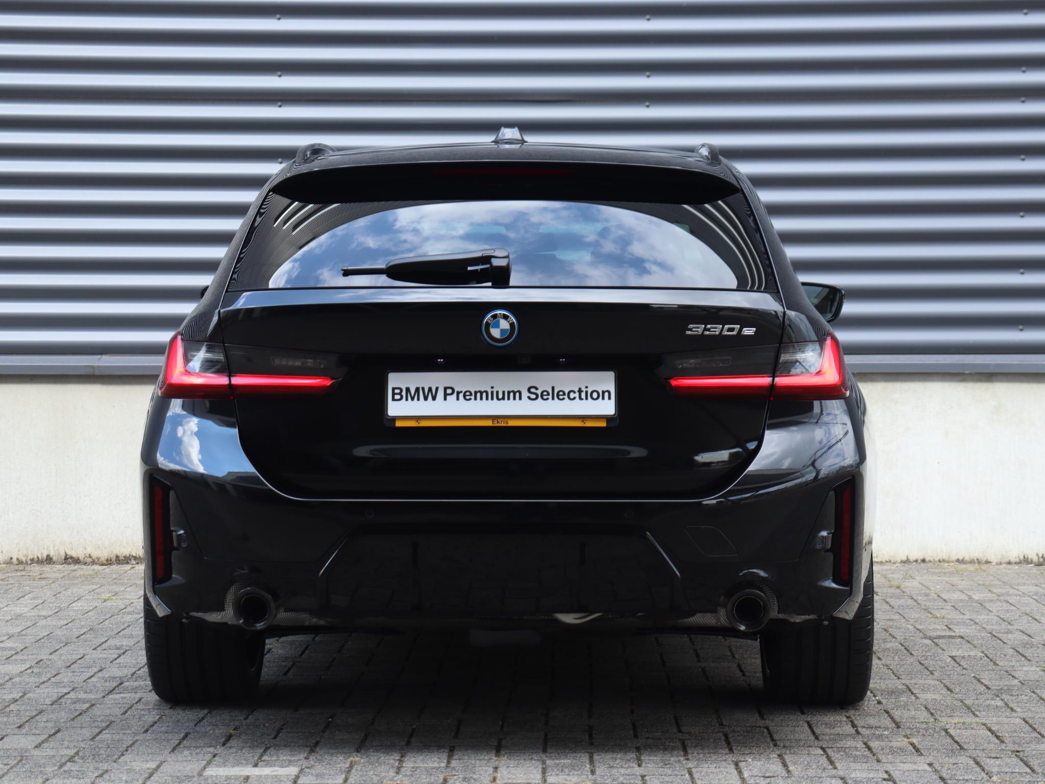BMW 3 Serie Touring 330e - Afbeelding 4