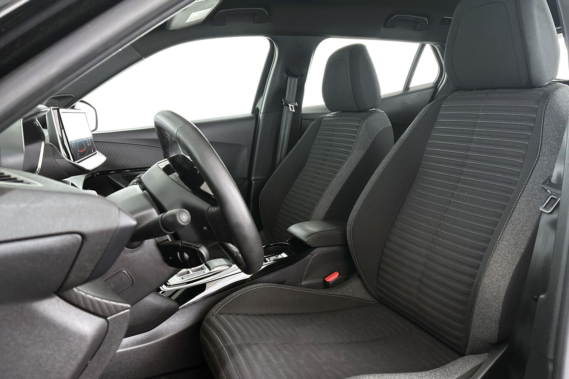 Peugeot e-2008