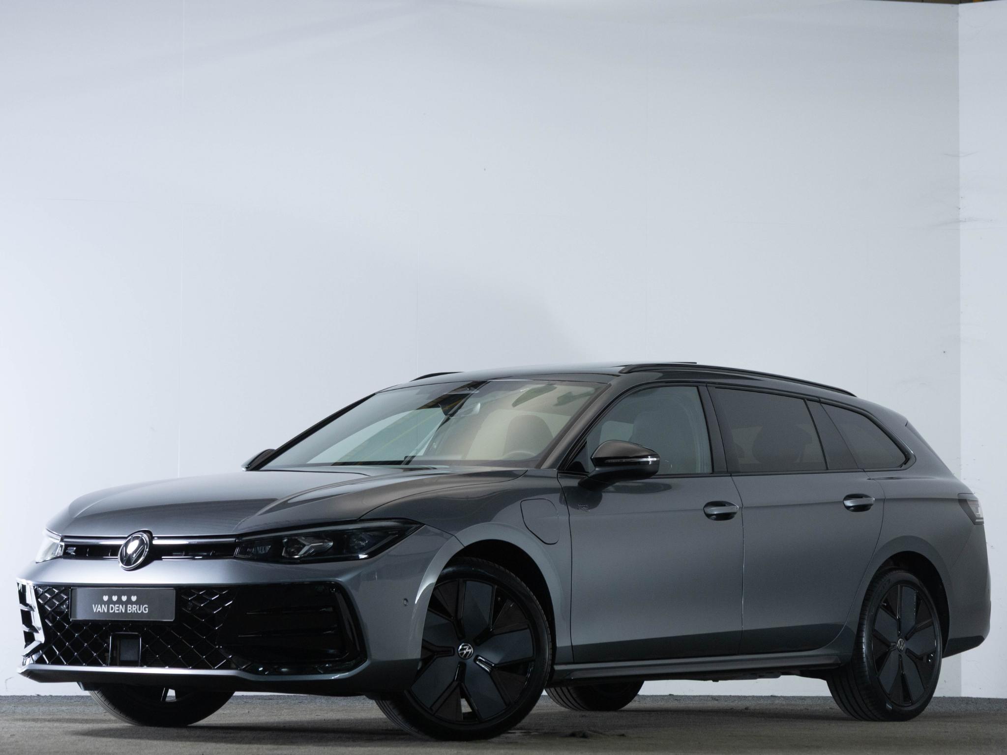 Volkswagen Passat Variant R-Line 1.5 eHybide 272 PK