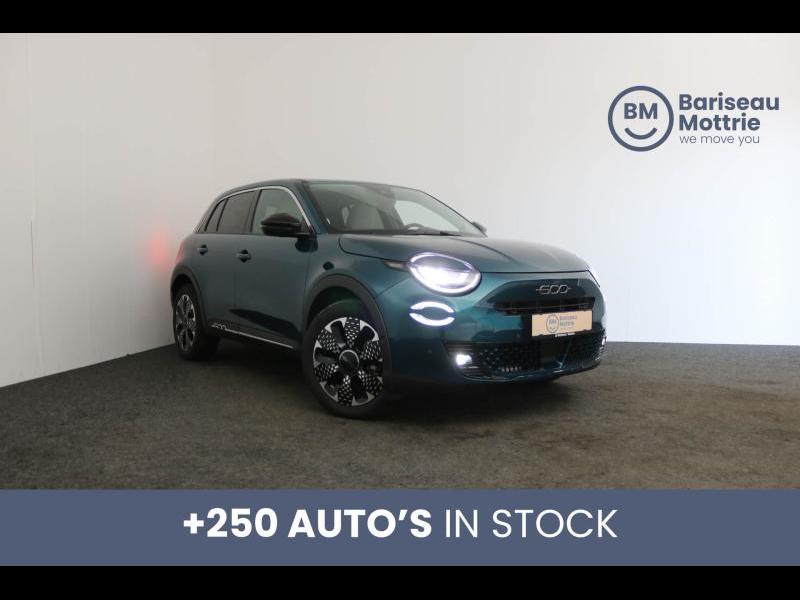 Fiat 600 LA PRIMA *DAB*GPS*CARPLAY*CAMERA SENSOREN*WINTERPACK*LEDER*