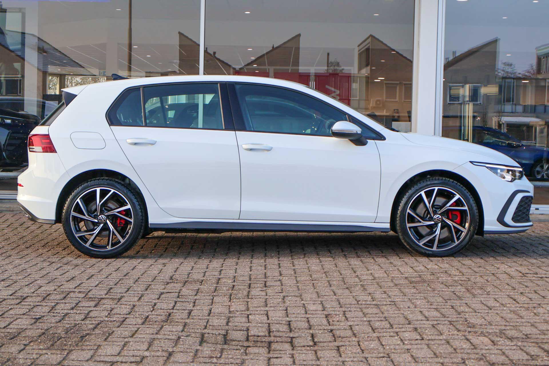 Volkswagen Golf GTE 1.4 eHybrid 245pk - Afbeelding 3