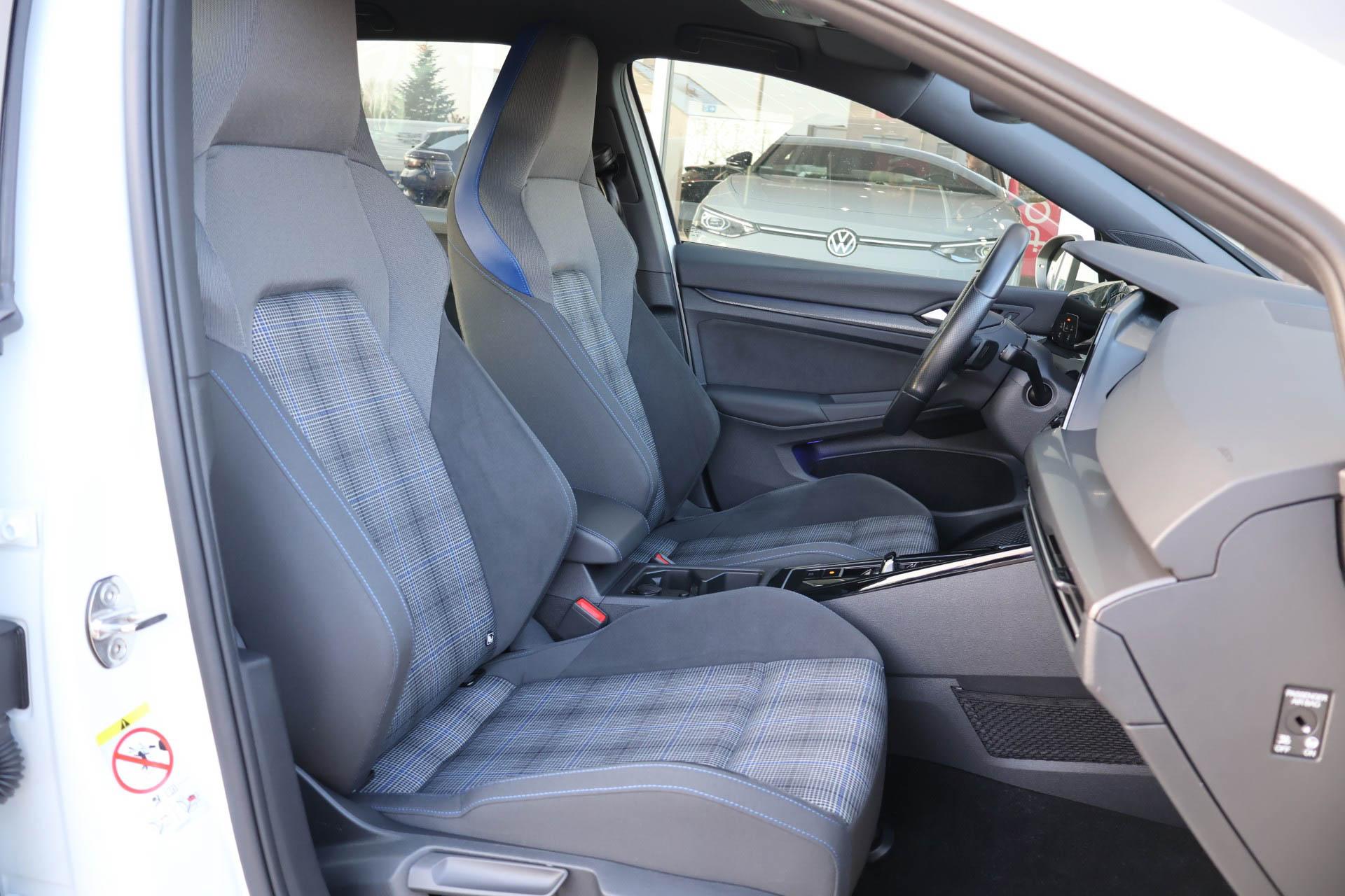 Volkswagen Golf GTE 1.4 eHybrid 245pk - Afbeelding 4