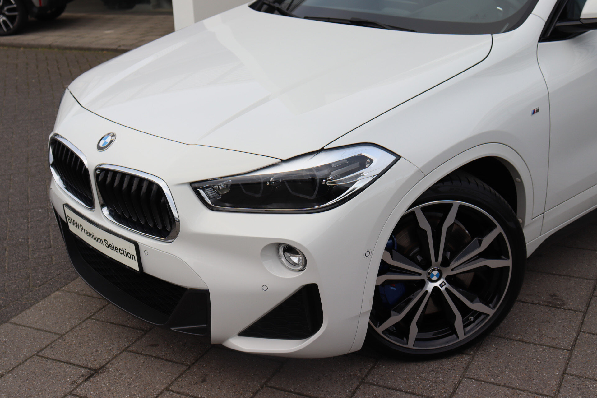 BMW X2 sDrive20i High Executive M Sport Automaat - Afbeelding 2