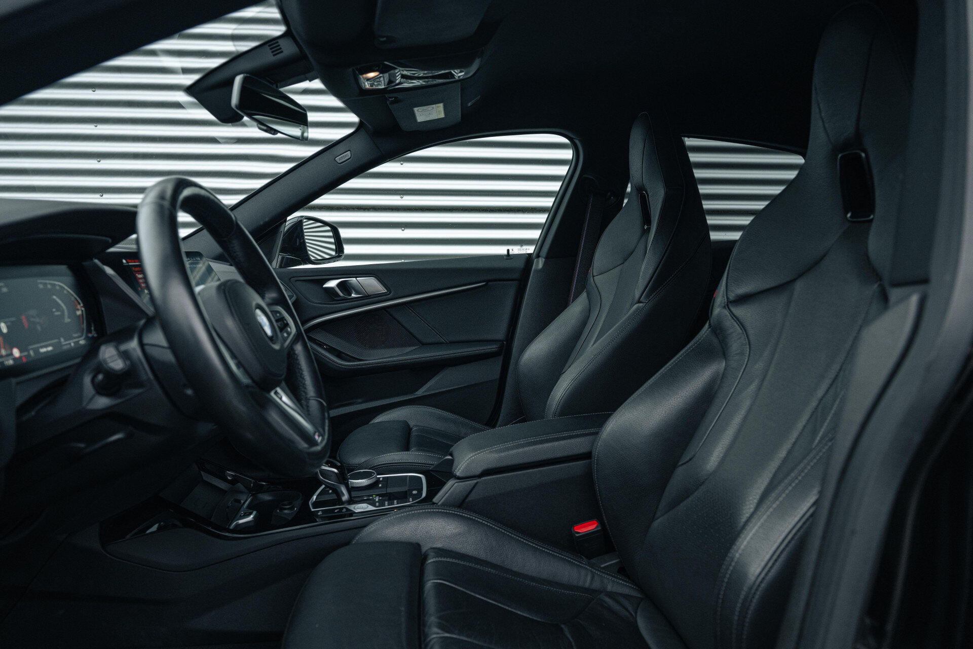 BMW 2 Serie Gran Coupé 218i High Executive M Sport Automaat - Afbeelding 4