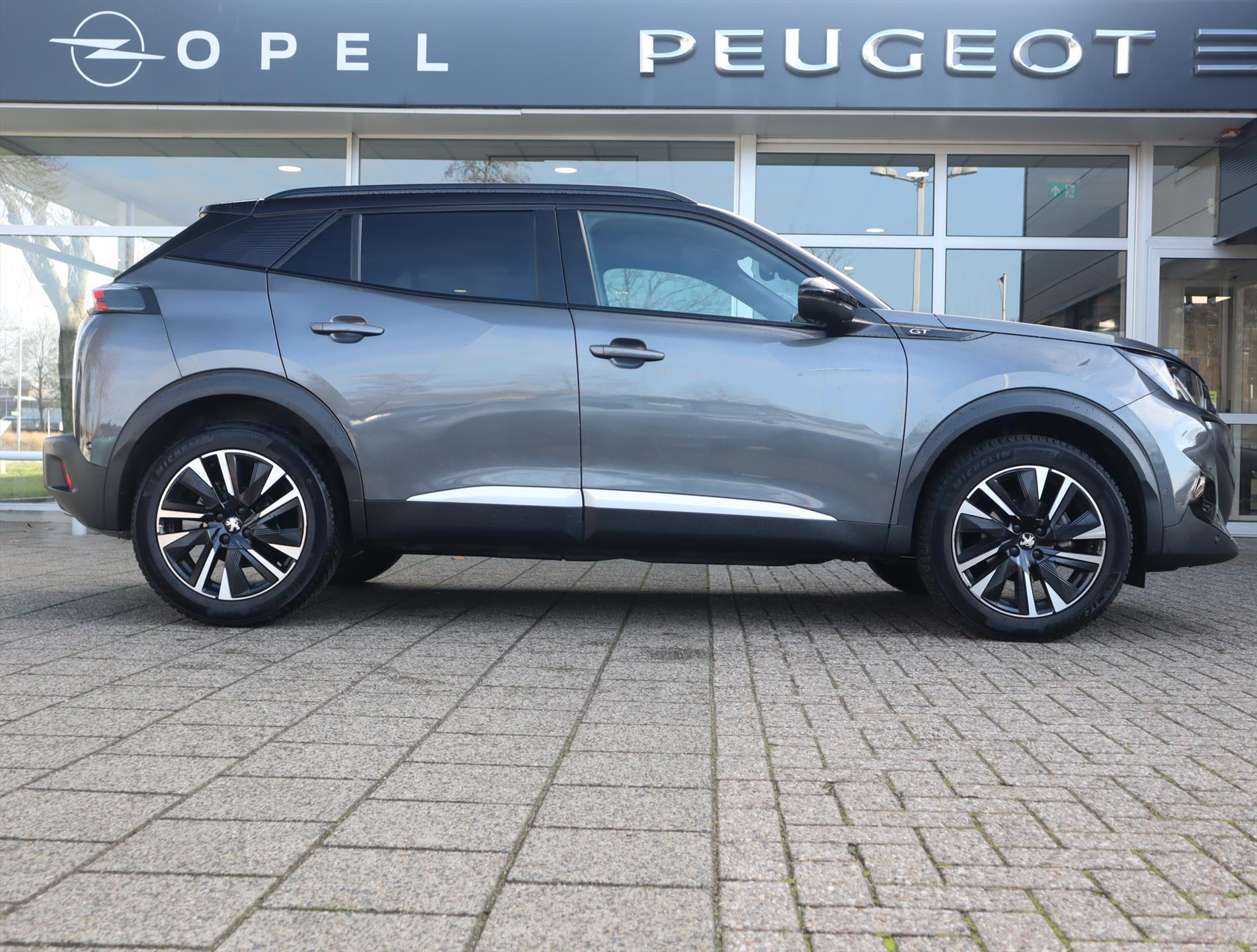 Peugeot 2008 SUV GT Pack PureTech 130pk EAT8 automaat, Rijklaarprijs, Navigatie Camera Adaptieve cruise control Trekhaak - Afbeelding 4