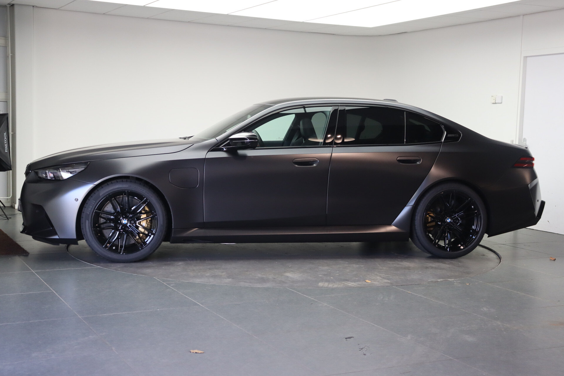 BMW M5 5 Serie Automaat - Afbeelding 2