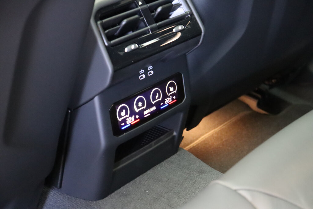 BMW M5 37