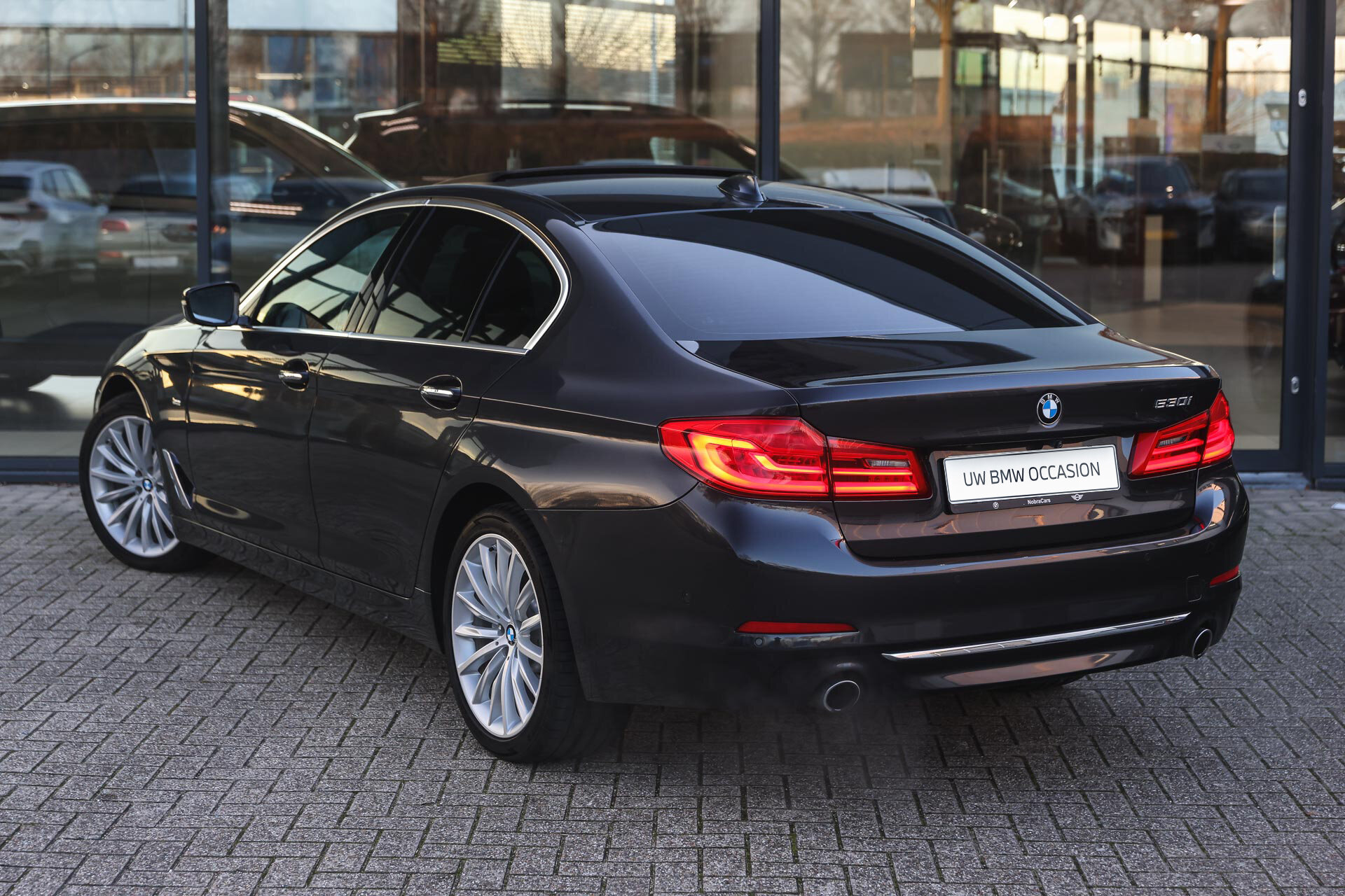BMW 5 Serie 530i High Executive Automaat - Afbeelding 2