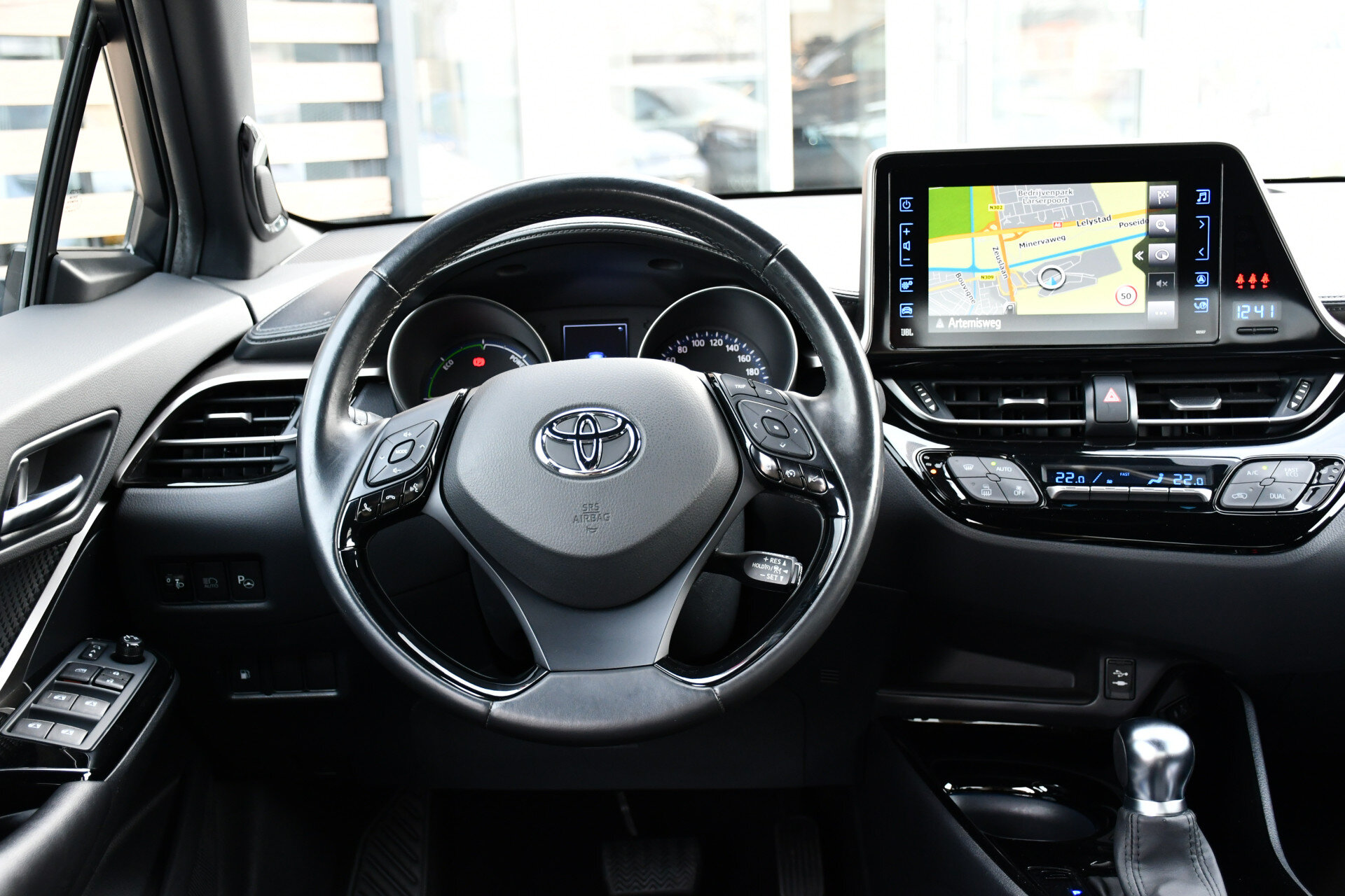 Toyota C-HR 1.8 Hybride Style Automaat 122pk - Afbeelding 2