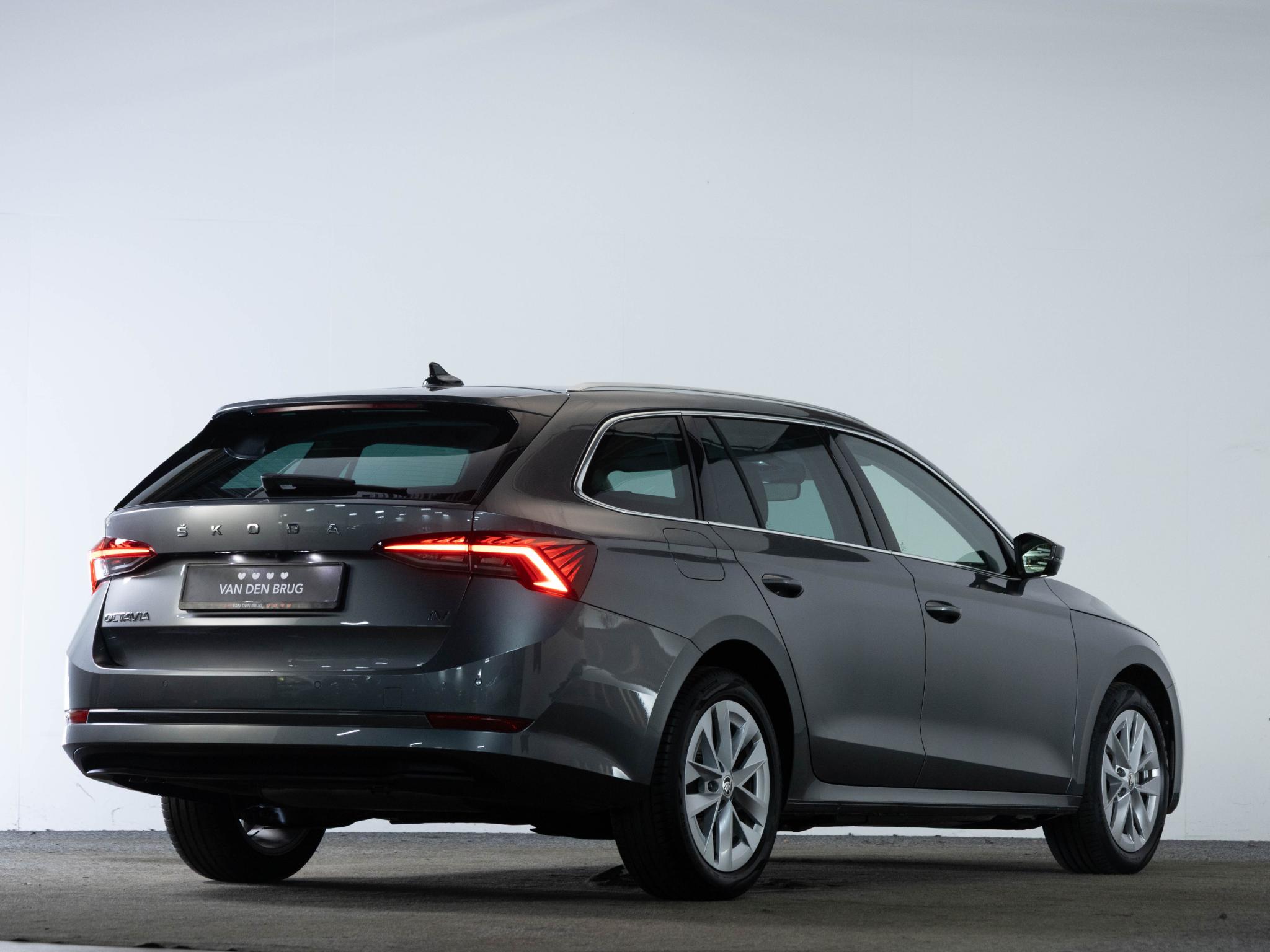 Škoda Octavia Combi 1.4 TSI 204pk iV PHEV Business Edition Plus - Afbeelding 2