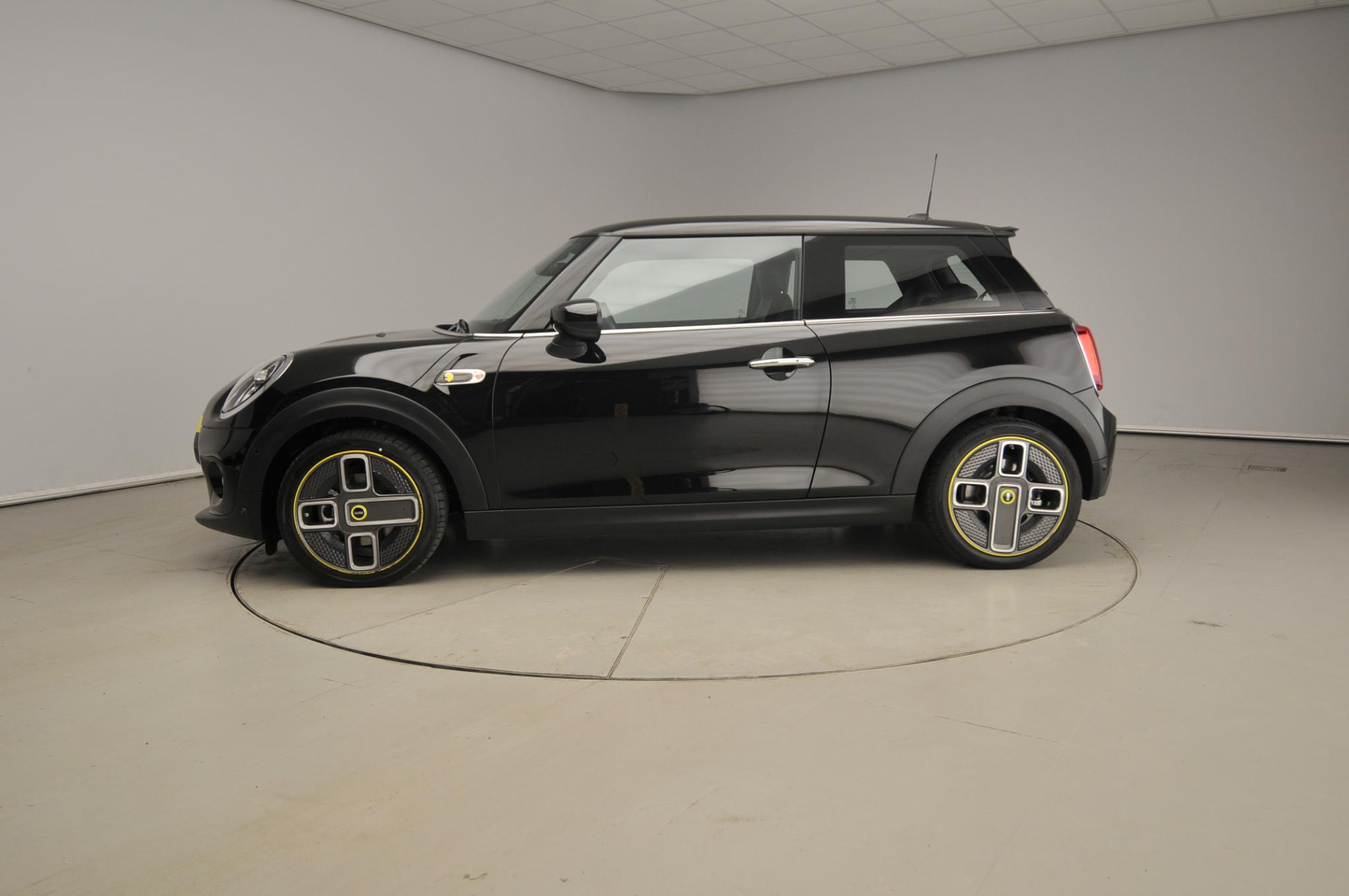 MINI Electric 3-deurs Cooper SE - Afbeelding 2