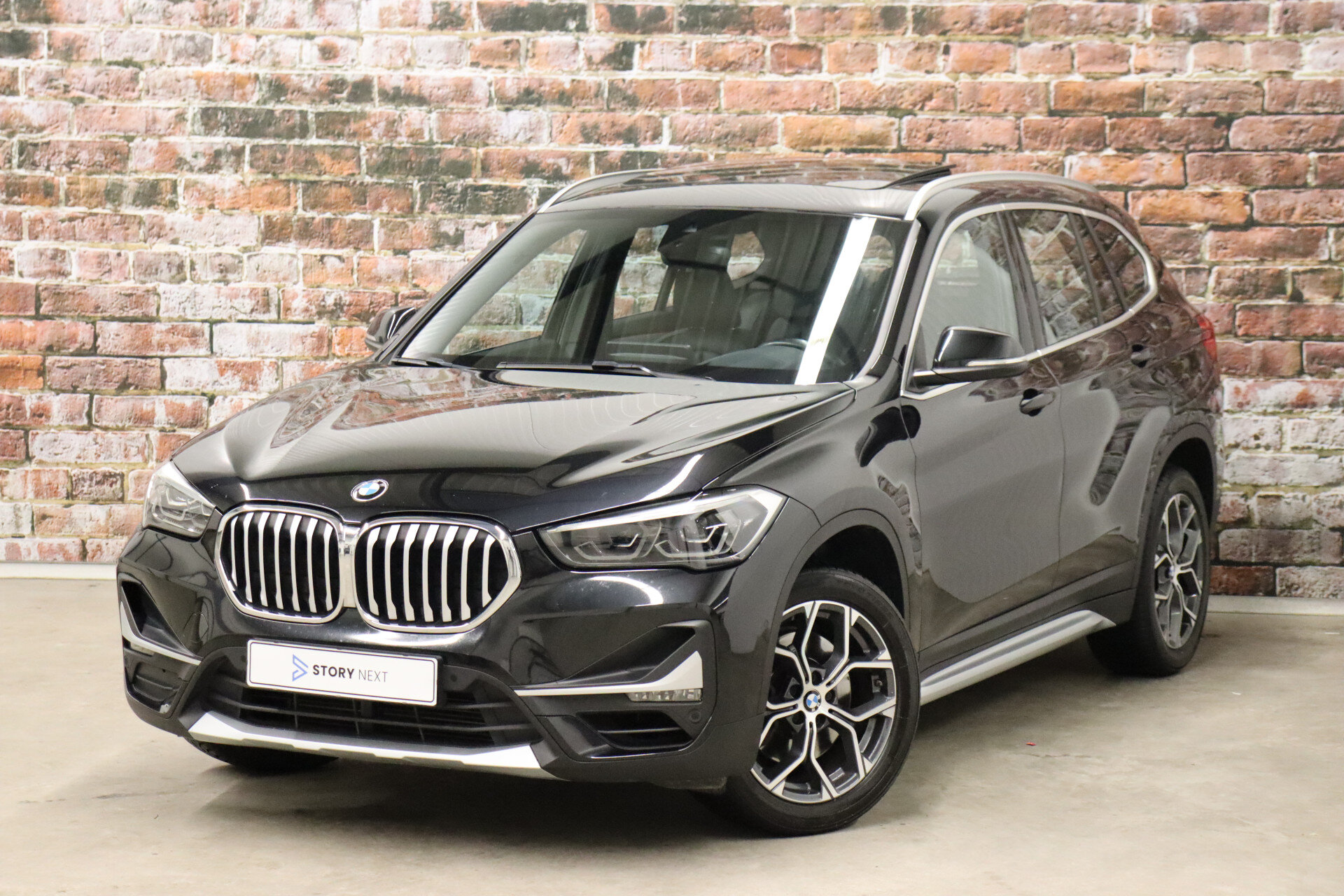 BMW X1 sDrive20i High Executive xLine Automaat