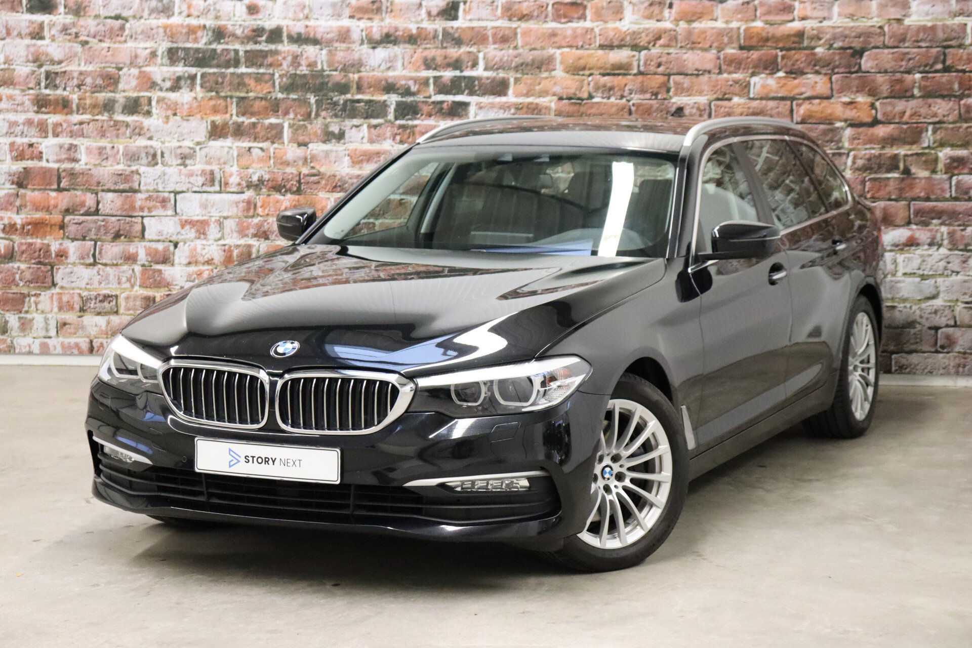BMW 5 Serie Touring 540i xDrive High Executive Automaat