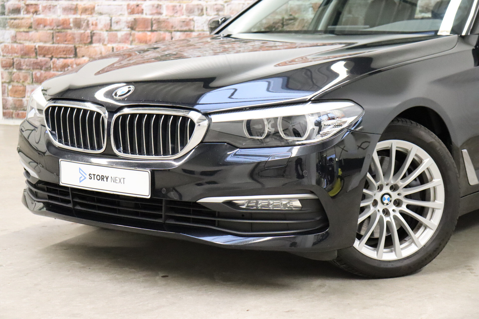 BMW 5 Serie Touring 540i xDrive High Executive Automaat - Afbeelding 2
