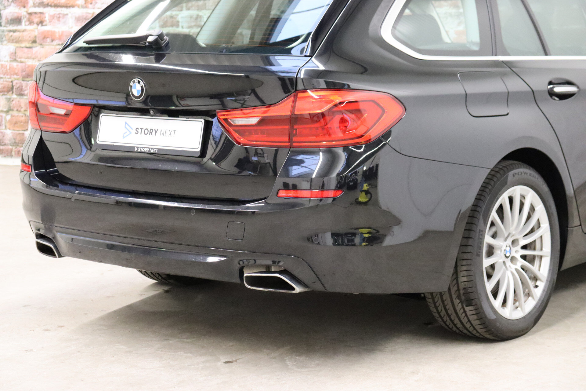 BMW 5 Serie Touring 540i xDrive High Executive Automaat - Afbeelding 5