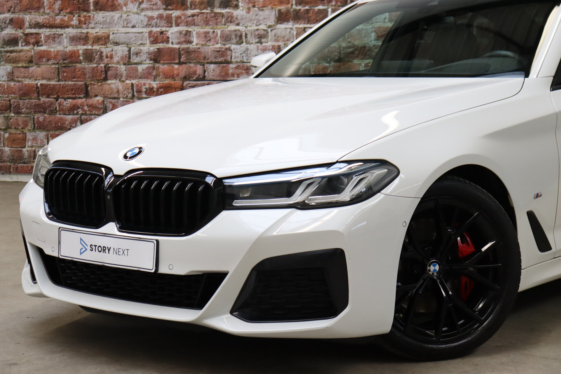 BMW 5 Serie Sedan 530i High Executive M Sport Pakket Automaat - Afbeelding 2