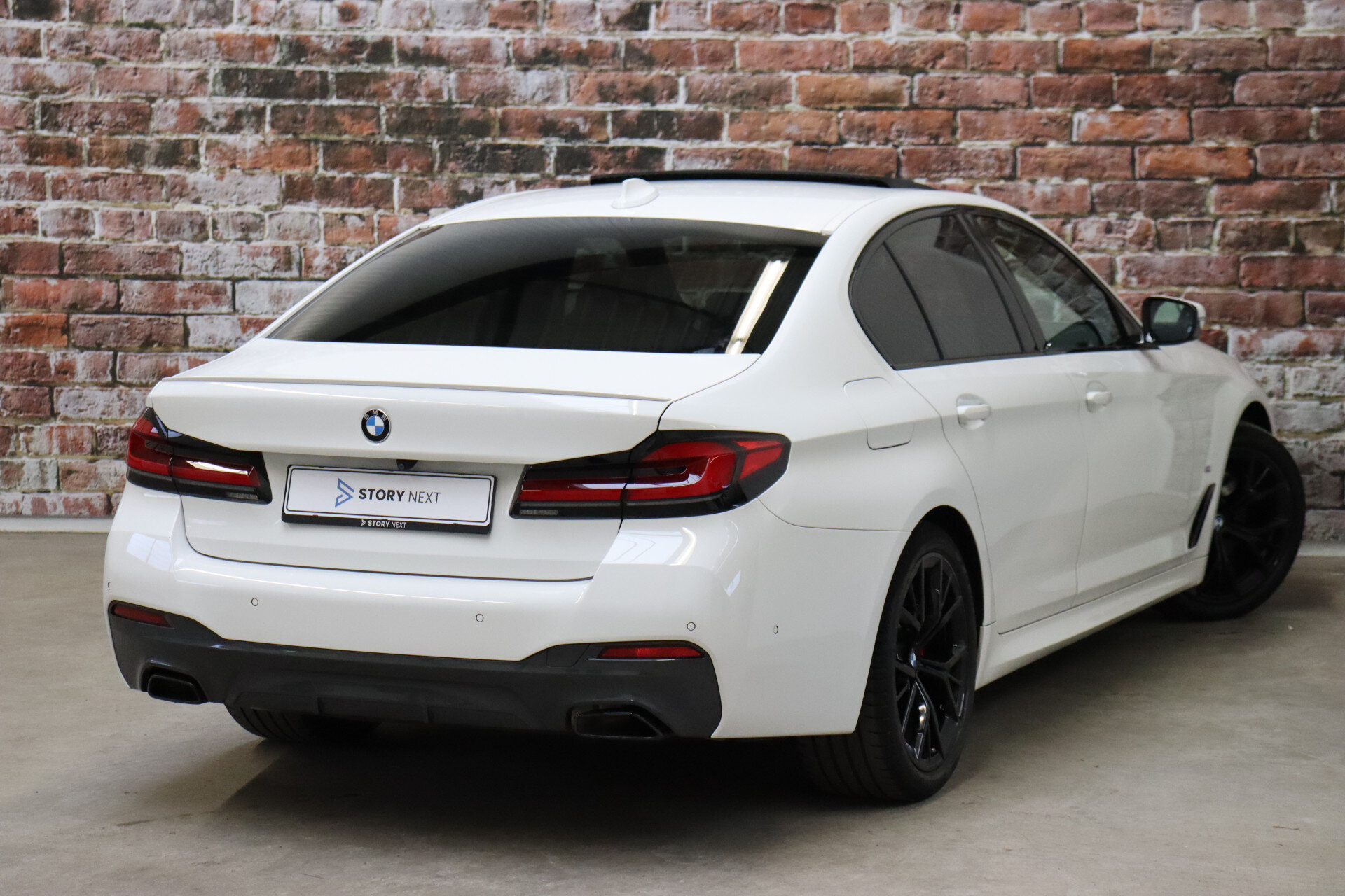 BMW 5 Serie Sedan 530i High Executive M Sport Pakket Automaat - Afbeelding 4