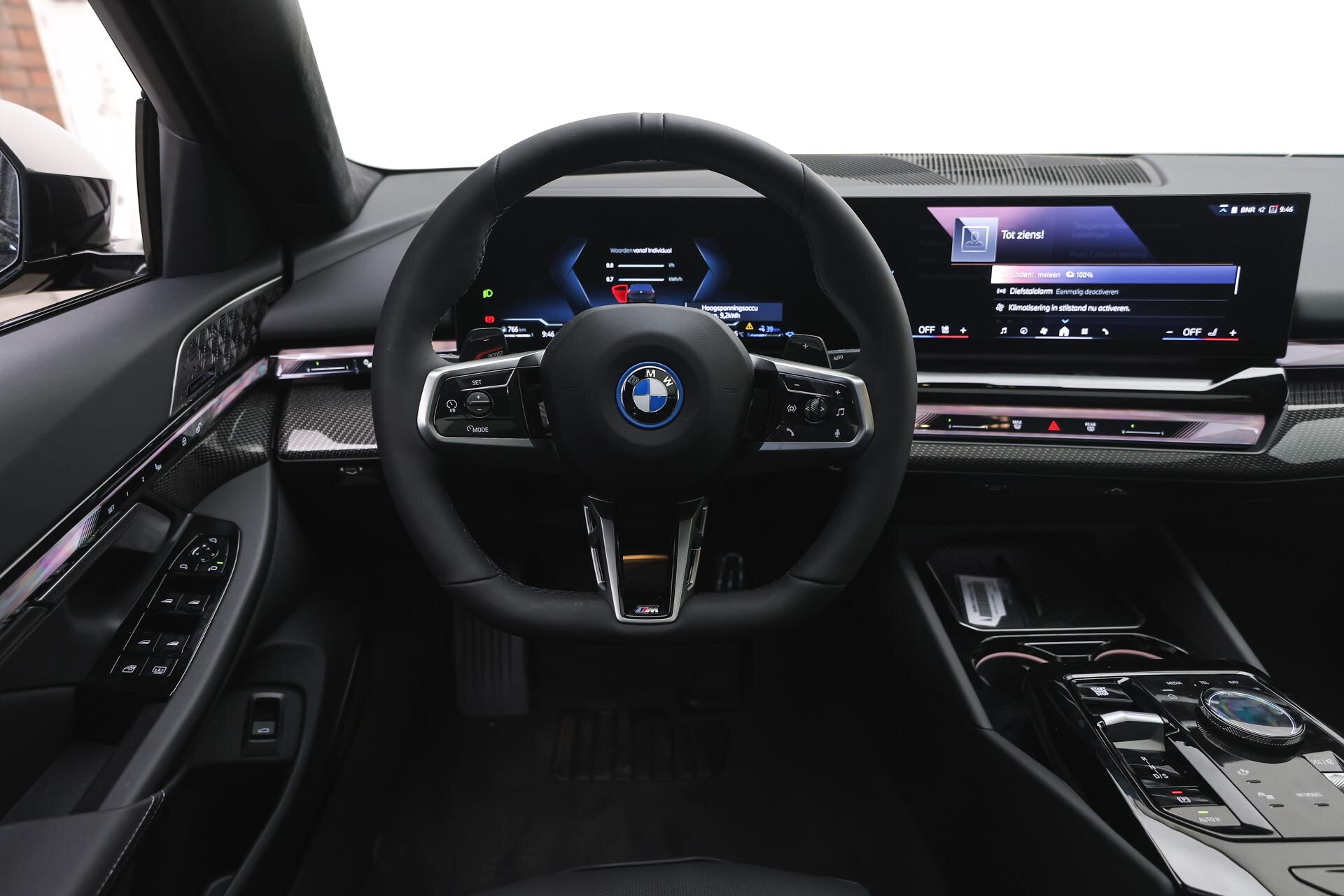 BMW 5 Serie 550e xDrive M Sport Automaat - Afbeelding 3