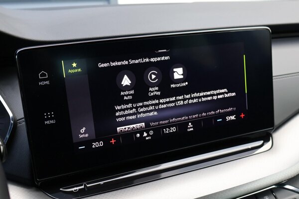 Apple Carplay/Android Auto