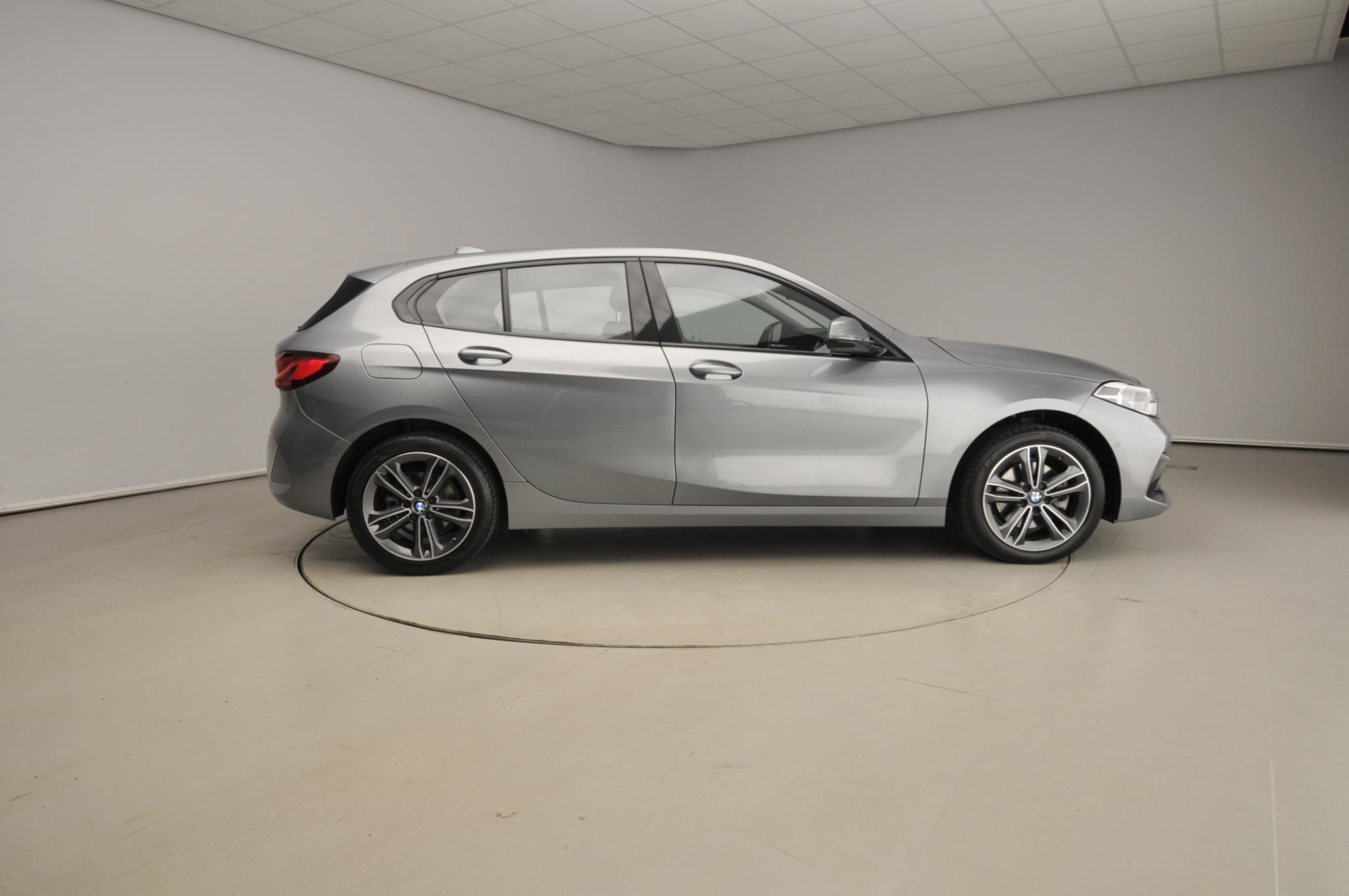BMW 1 Serie 5-Deurs 118i - Afbeelding 4
