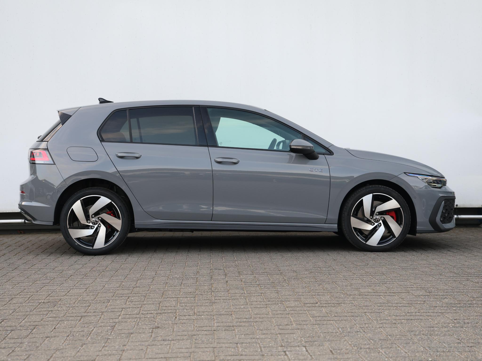 Volkswagen Golf GTE 1.5 eHybrid 272 PK - Afbeelding 2